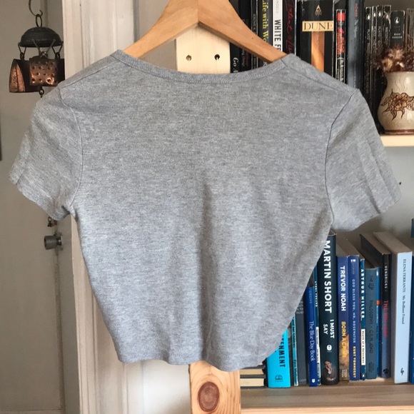 American Apparel cropped grey t-shirt - Picture 3 of 5